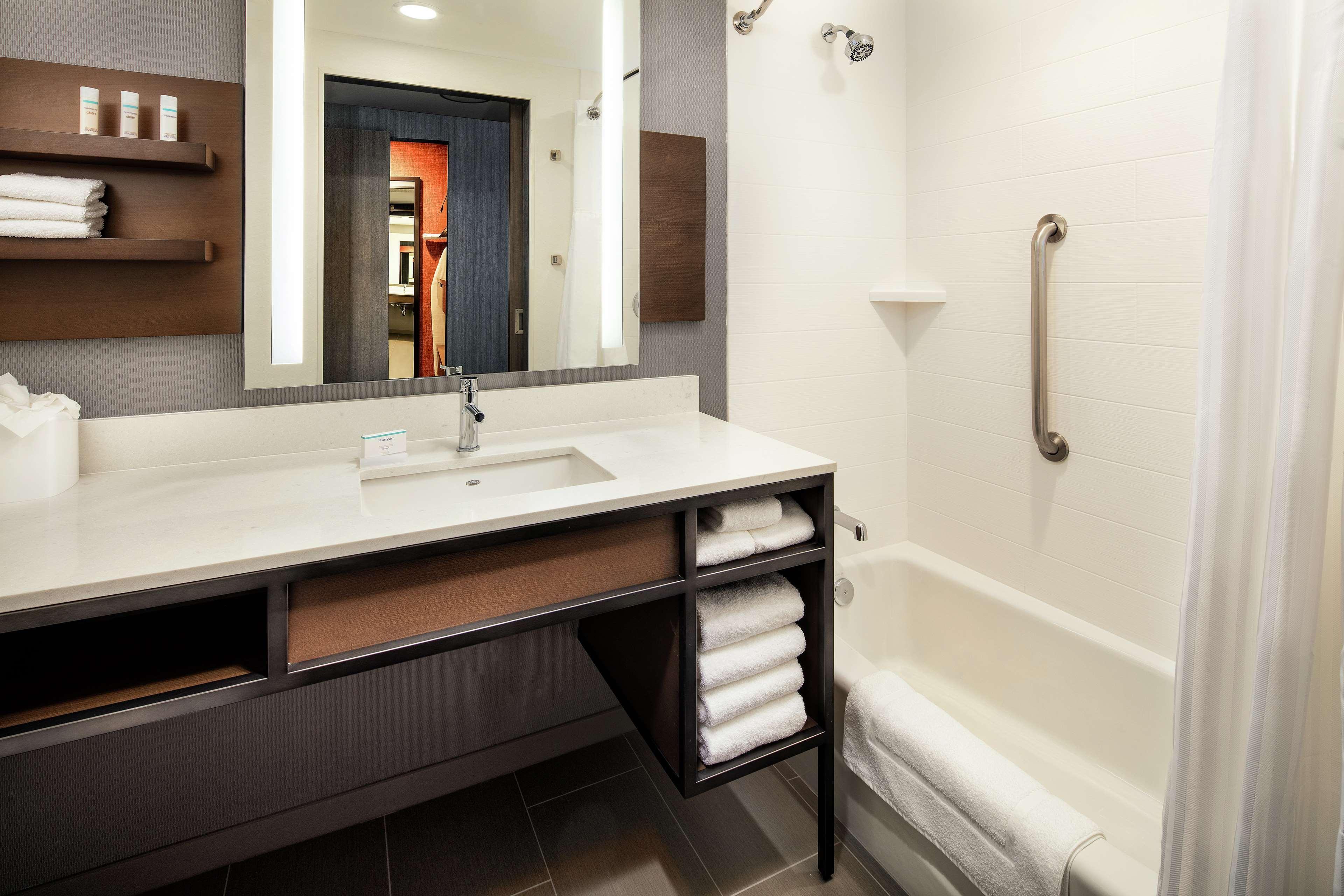 Hilton Garden Inn Sacramento Airport Natomas Dış mekan fotoğraf
