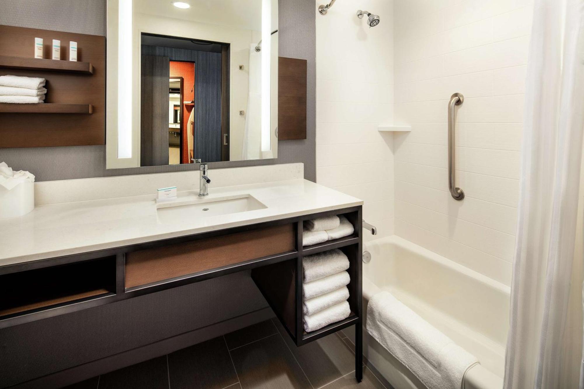 Hilton Garden Inn Sacramento Airport Natomas Dış mekan fotoğraf